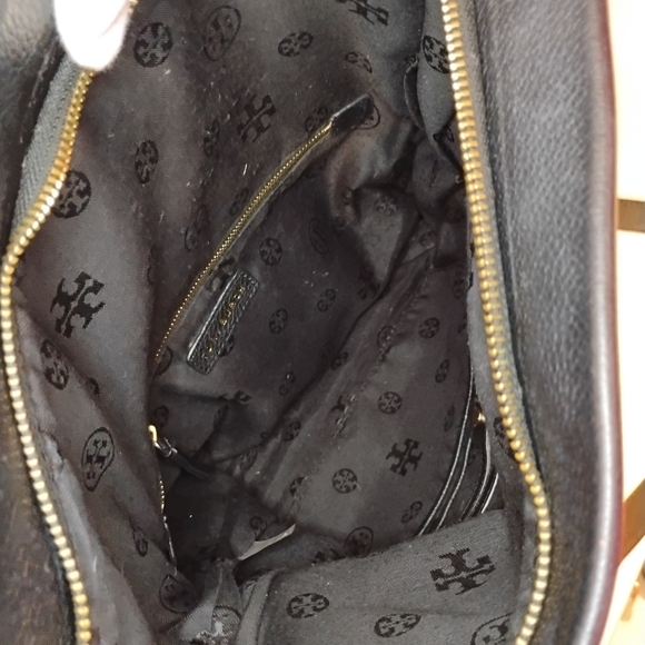 Tory Burch Crossbody - Black Pebbled Leather - Picture 9 of 15